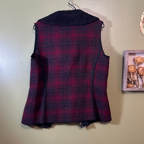 Woolrich women’s reversible vest in charcoal hunt plaid size medium - Picture 5 of 8